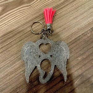 🎉🎉HP🎉🎉 Handmade Semi Colon w/ Wings (Mental Health Awareness) Keychain